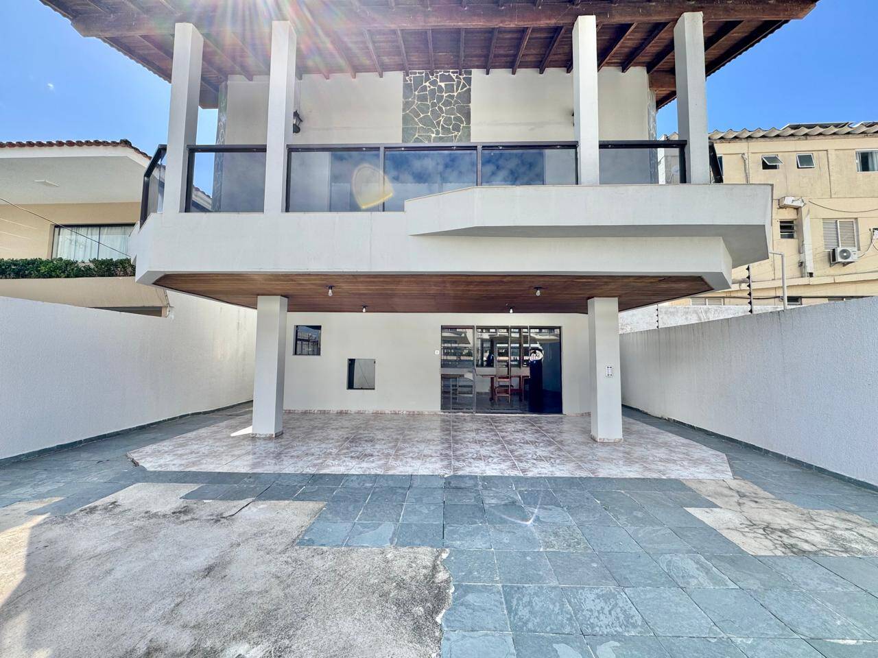 #TMZ759 - Casa para Venda em Guarujá - SP