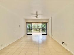 Apartamento para Venda em Guarujá - 2