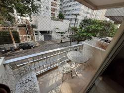 Apartamento para Venda em Guarujá - 4