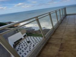 Apartamento para Locação em Guarujá - 2