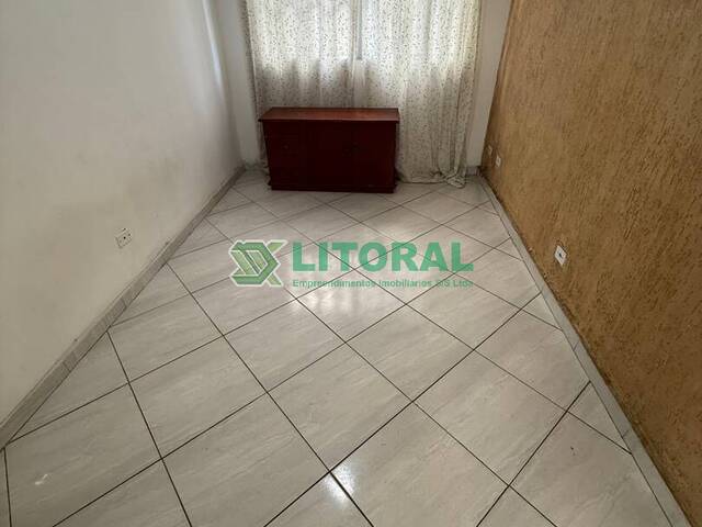 Apartamento para Locação em Guarujá - 2