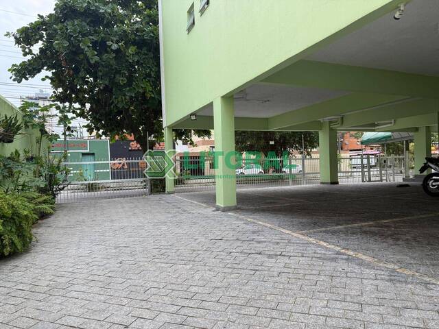 Apartamento para Venda em Guarujá - 2