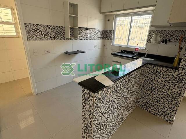 Casa para Venda em Guarujá - 3