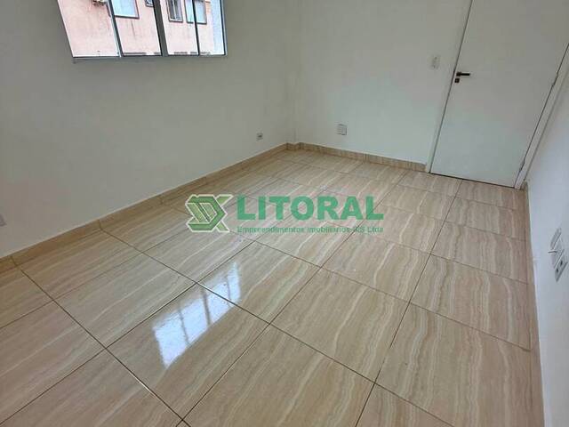 Apartamento para Venda em Guarujá - 3