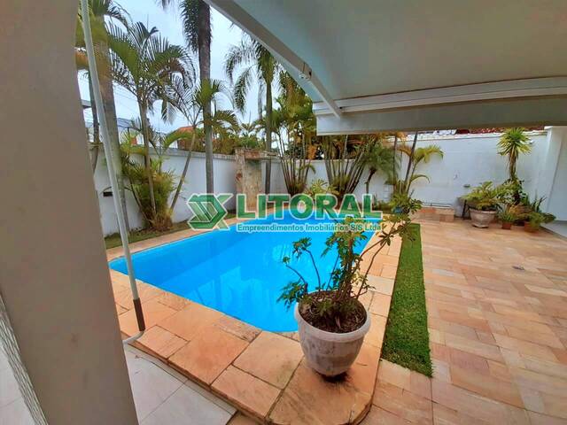 Casa para Venda em Guarujá - 2
