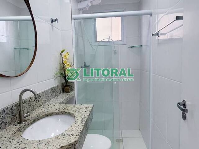 Apartamento para Venda em Guarujá - 4