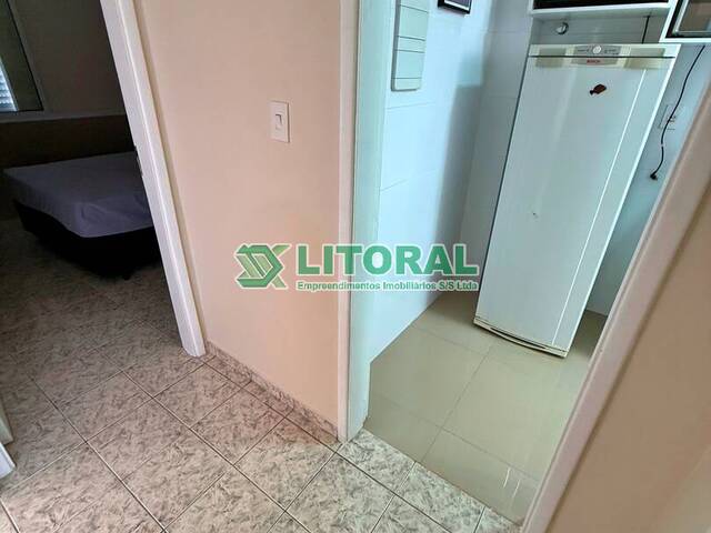 Apartamento para Venda em Guarujá - 4