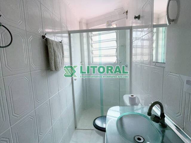 Apartamento para Venda em Guarujá - 4