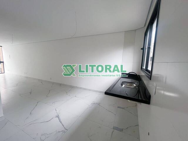 Casa para Venda em Guarujá - 4