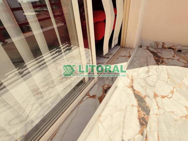 Apartamento para Venda em Guarujá - 2