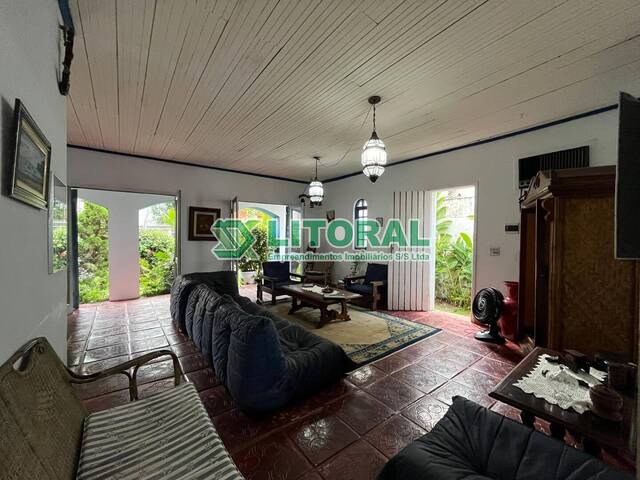 Casa para Venda em Guarujá - 3