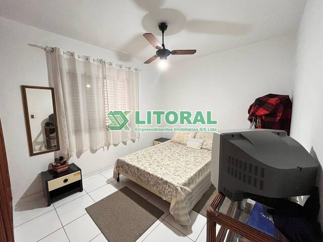 Apartamento para Venda em Guarujá - 4