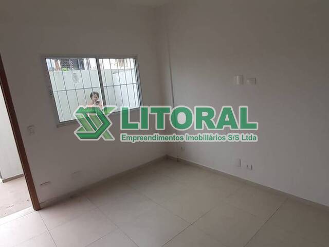 Sobrado para Venda em Guarujá - 5