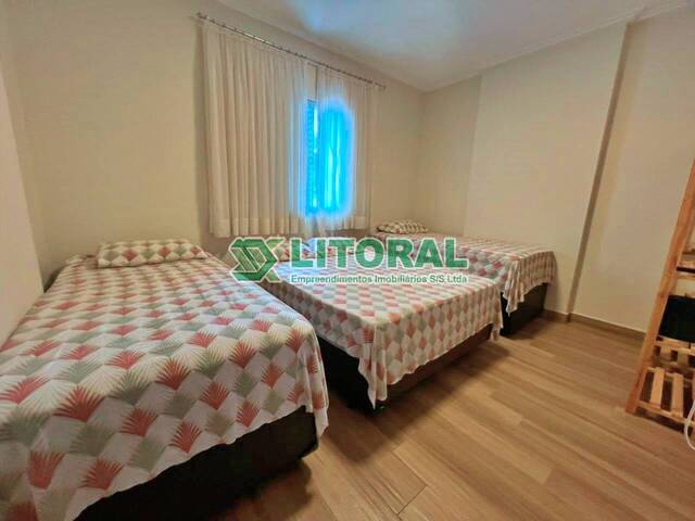 Apartamento para Venda em Guarujá - 4