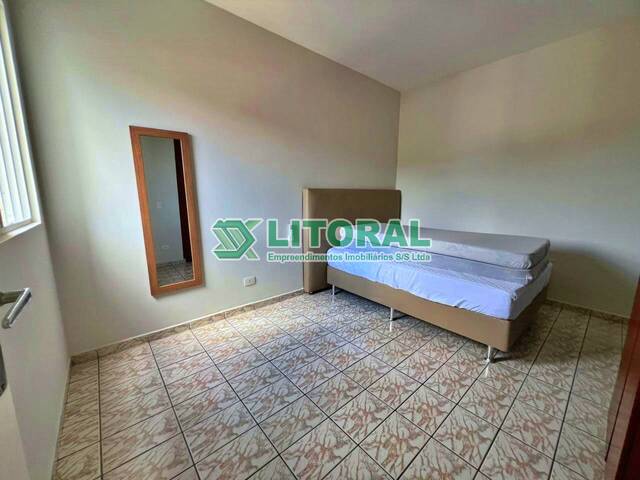 Apartamento para Venda em Guarujá - 3