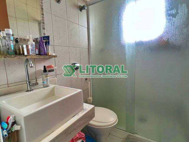 Apartamento para Venda em Guarujá - 4