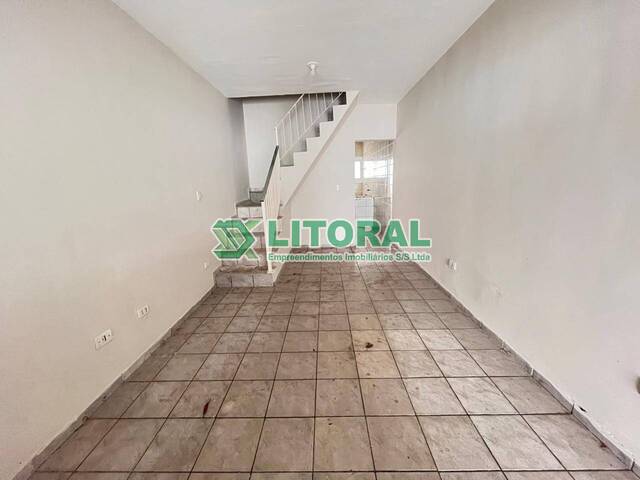 #TMZ1239 - Sobrado para Venda em Guarujá - SP - 2