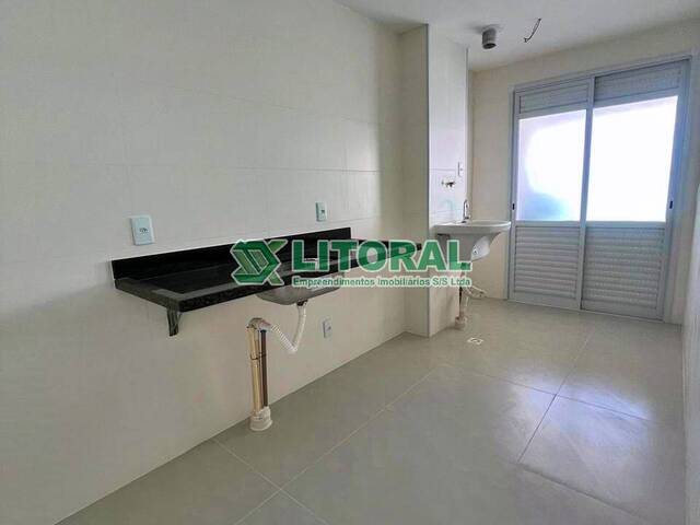 Apartamento para Venda em Guarujá - 4