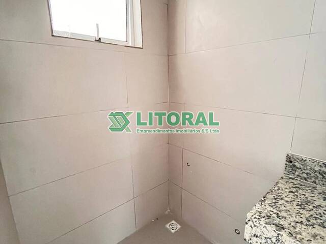 Sobrado para Venda em Guarujá - 4