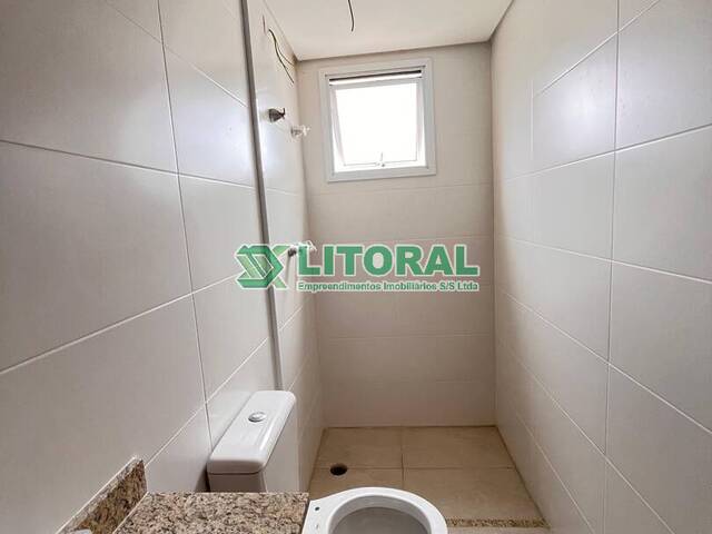 Apartamento para Venda em Guarujá - 4