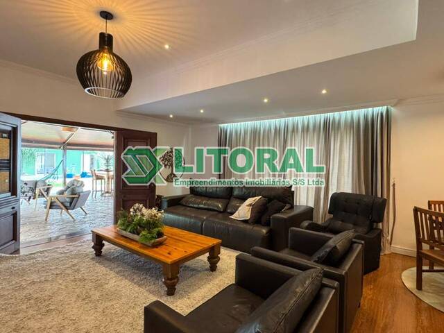 Casa para Venda em Guarujá - 4