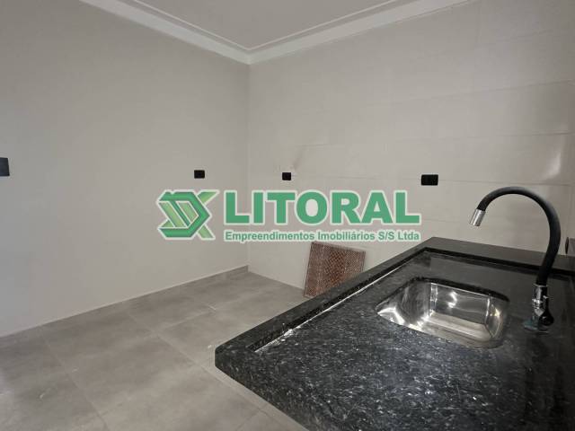 Sobrado para Venda em Guarujá - 4