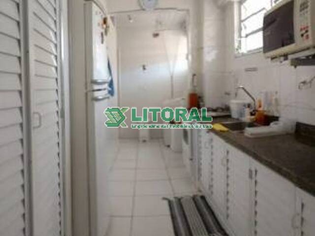 Apartamento para Venda em Guarujá - 4
