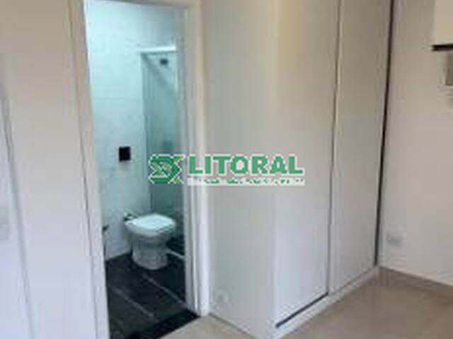 Apartamento para Venda em Guarujá - 4