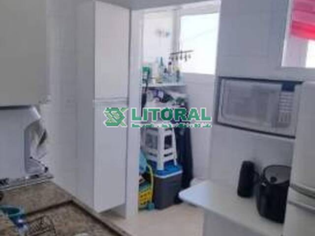 Apartamento para Venda em Guarujá - 3