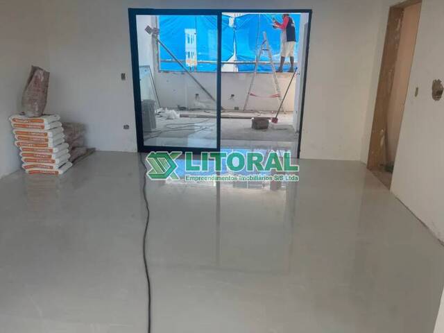 Casa para Venda em Guarujá - 2