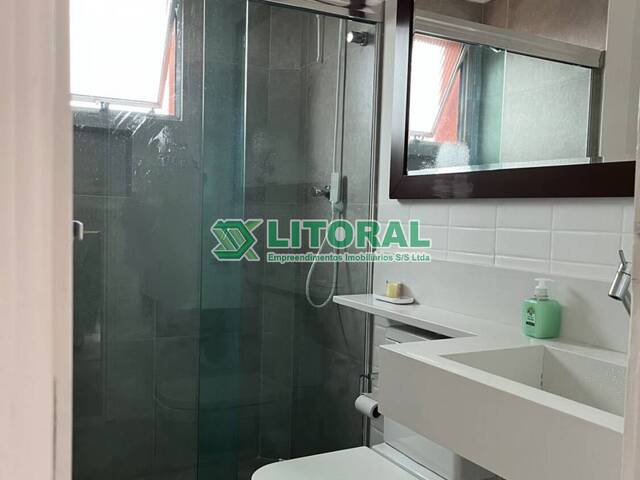 Apartamento para Venda em Guarujá - 2