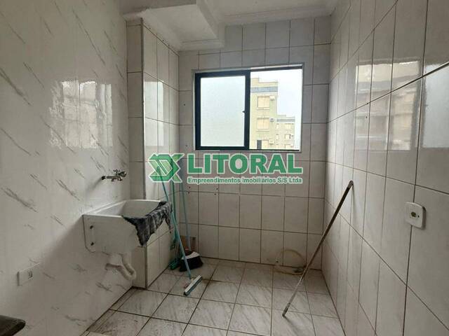 Apartamento para Venda em Guarujá - 5