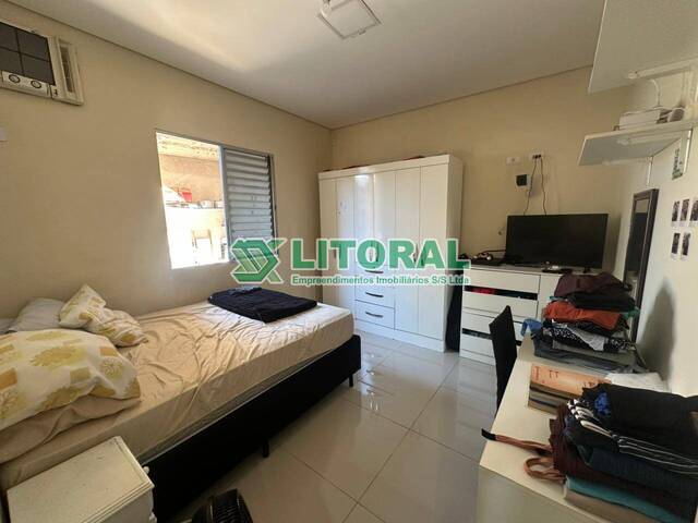 Casa para Venda em Guarujá - 4