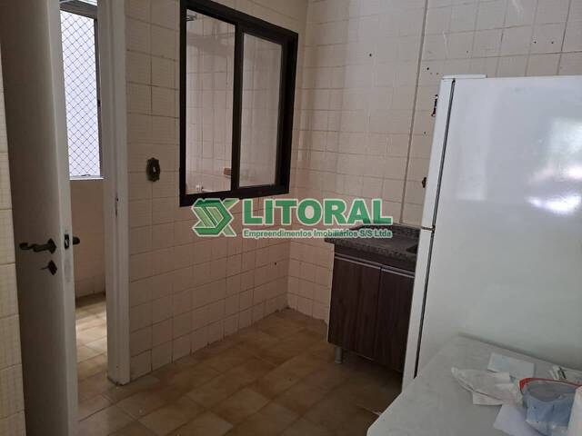 Apartamento para Venda em Guarujá - 4