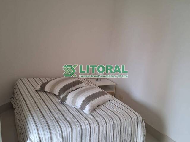 Apartamento para Venda em Guarujá - 3
