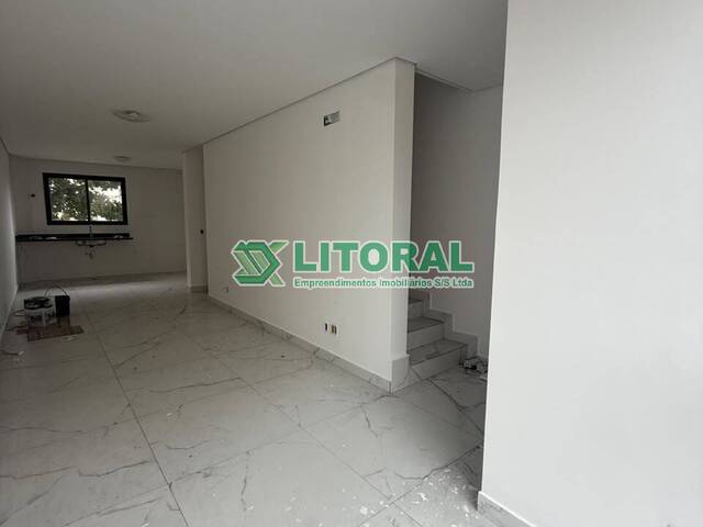 Casa para Venda em Guarujá - 2