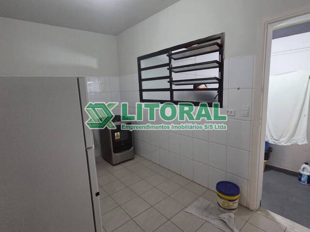 Casa para Venda em Guarujá - 3