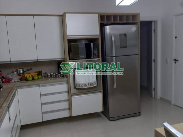 Apartamento para Venda em Guarujá - 3