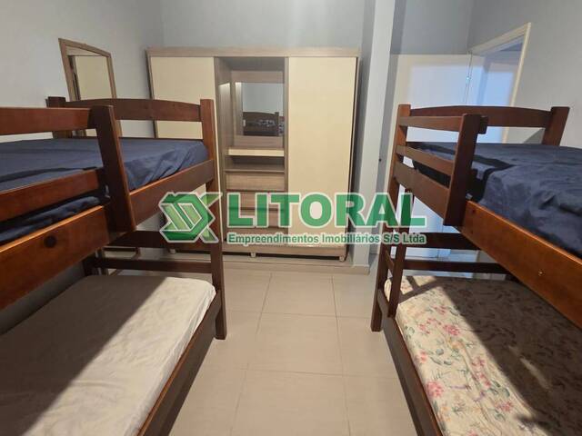Apartamento para Venda em Guarujá - 3