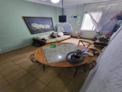 Apartamento para Locação em Guarujá - 1