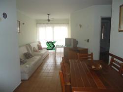 Apartamento para Locação em Guarujá - 1