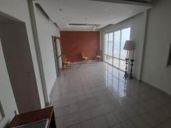 Apartamento para Venda em Guarujá - 2